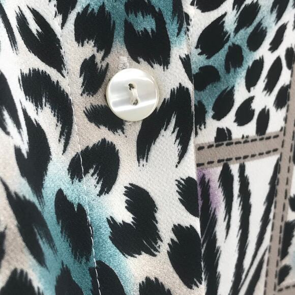 Alfred Dunner Long Sleeves animal print Shirt Top - Picture 7 of 7